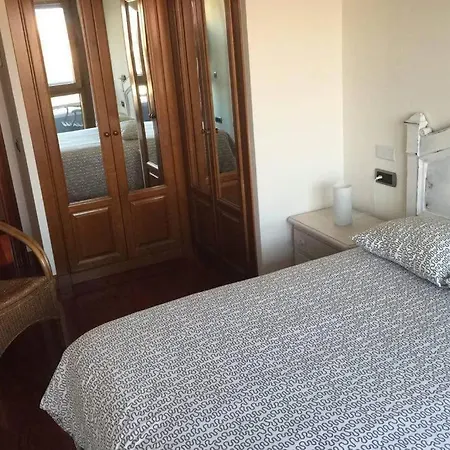 Apartamento 1ºlinea Playa Poniente * 希洪